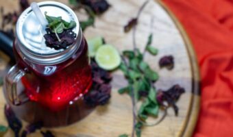 Flor de Jamaica: Elixir Natural para el Bienestar Integral y la Juventud