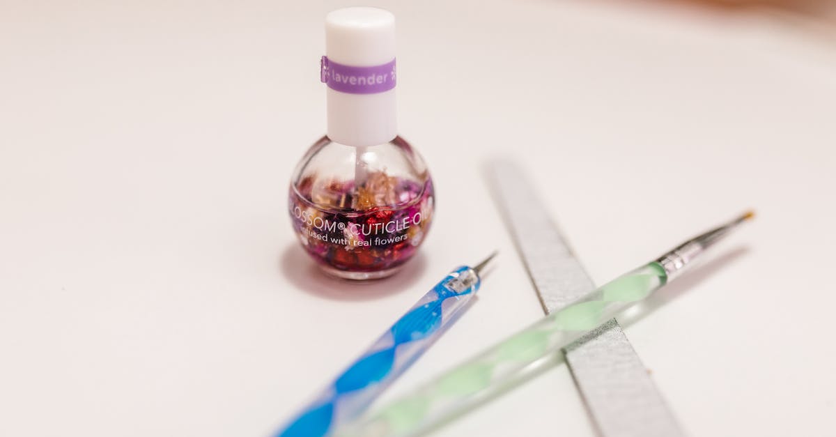 Cómo fortalecer y cuidar tus uñas de forma natural para que luzcan largas y saludables