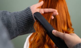 Cabello más largo, fuerte y con mejor color usando hoja de papaya: método natural con efectos visibles