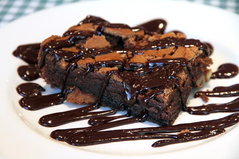 Delightful and Easy-to-Prepare Desserts to Savor Anytime