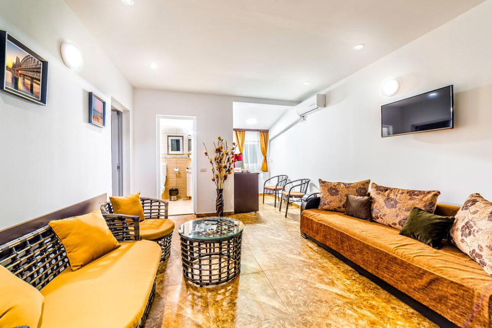 Key Factors to Consider When Choosing a Studio Apartment